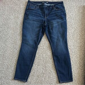 Old Navy Mid Rise Super Skinny Jeans